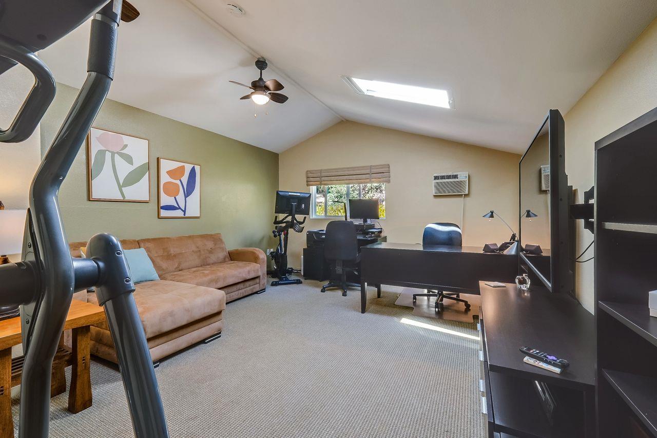 165 Petery LN