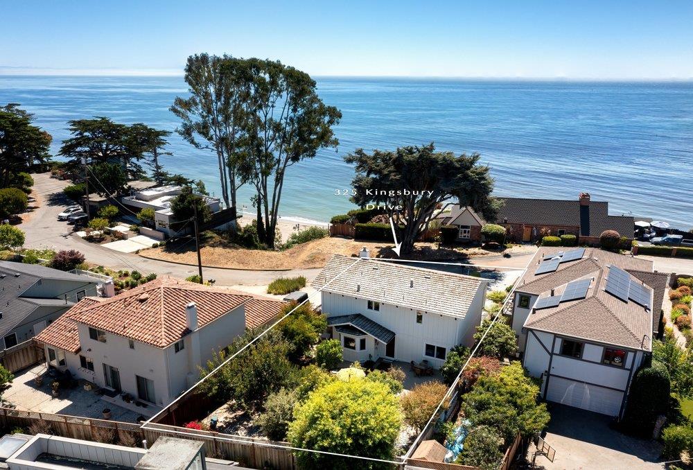 325 Kingsbury DR