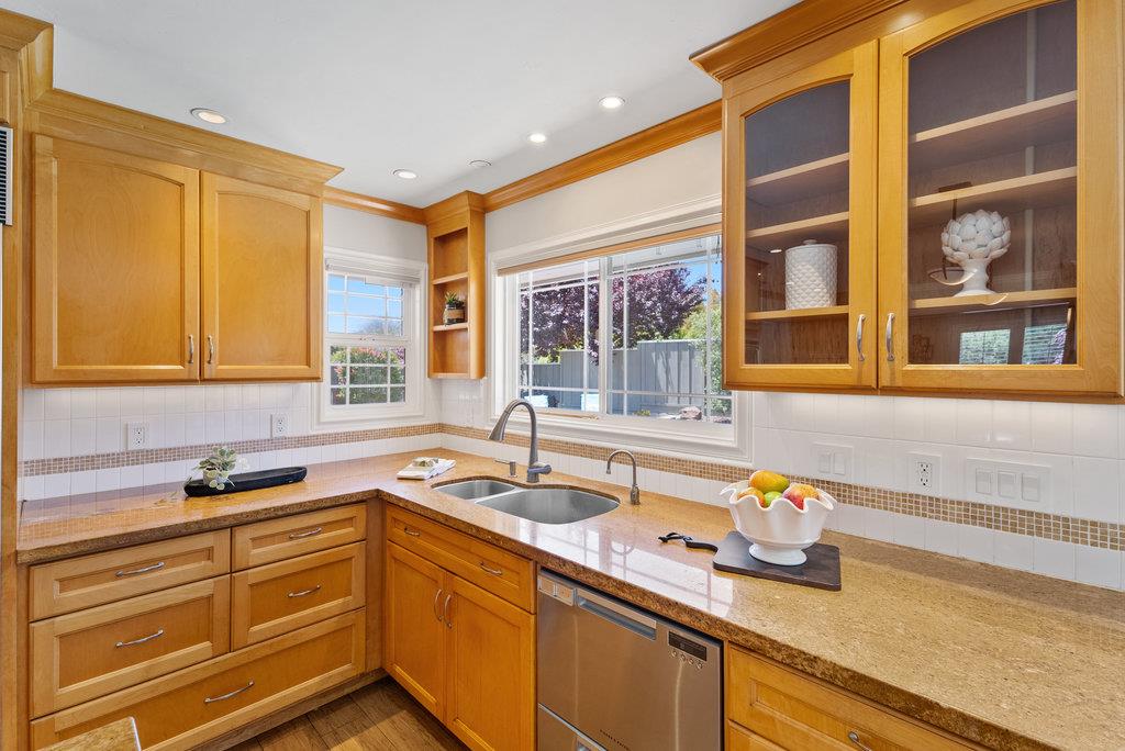 290 Saint Andrews DR