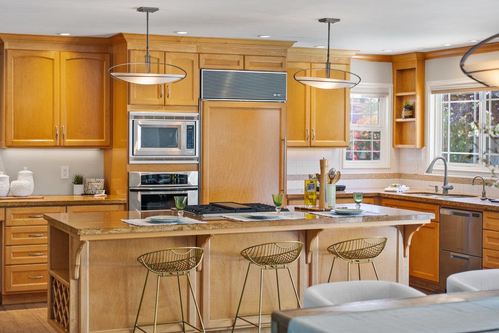 290 Saint Andrews DR