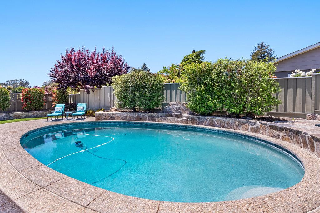 290 Saint Andrews DR