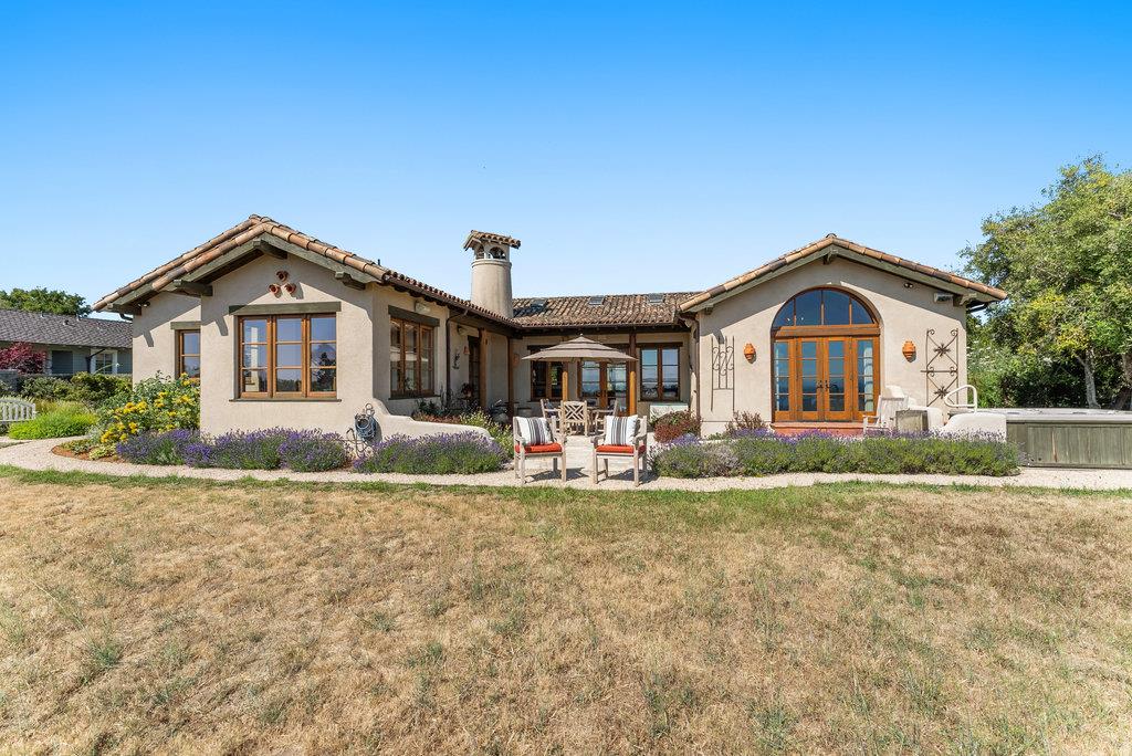 423 Ventana WAY