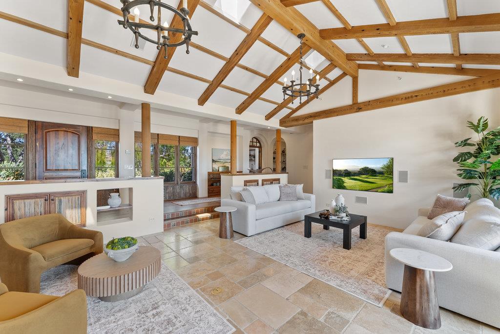 423 Ventana WAY