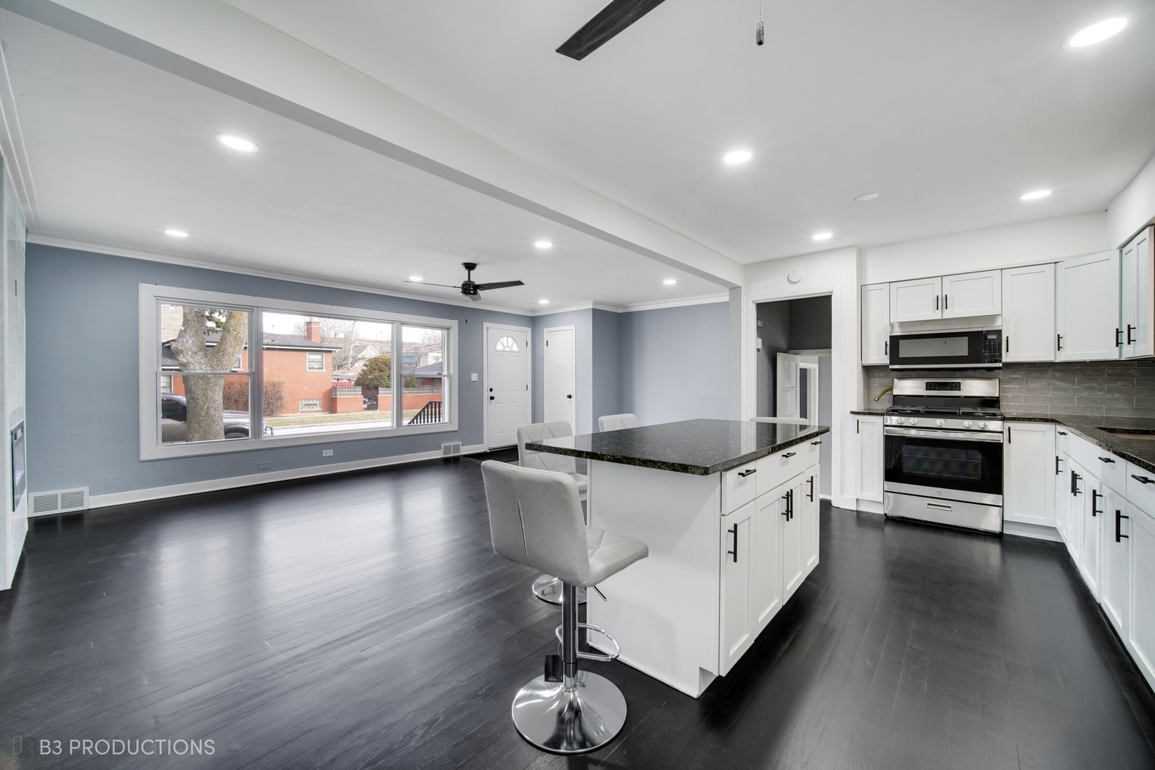 101 W 123rd Street