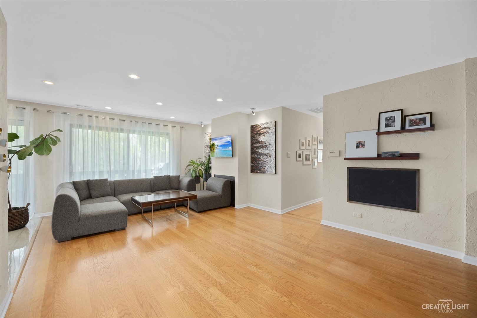 8135 WILLOW Drive Unit: C