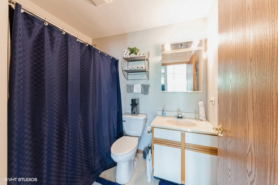 1551 W Crystal Rock Court Unit: 1C