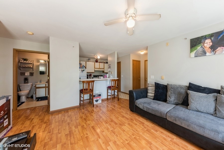 1551 W Crystal Rock Court Unit: 1C