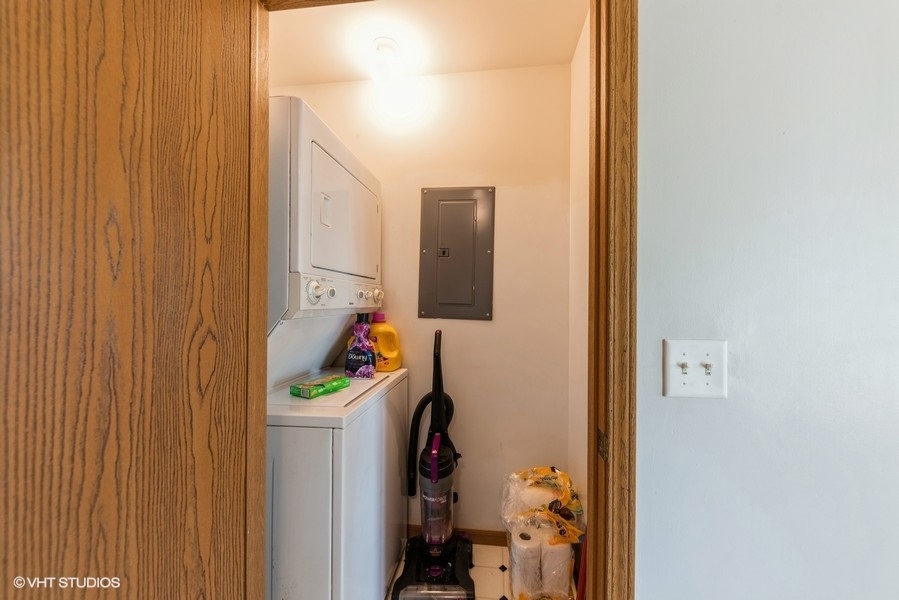 1551 W Crystal Rock Court Unit: 1C