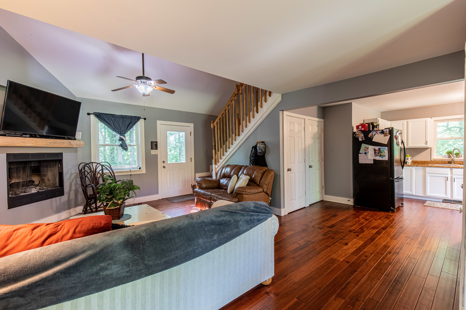 7 N Walnut Drive