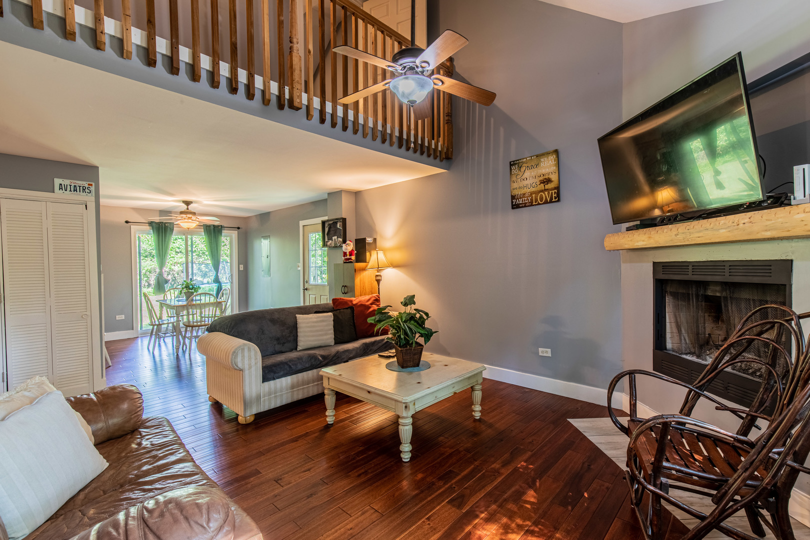 7 N Walnut Drive