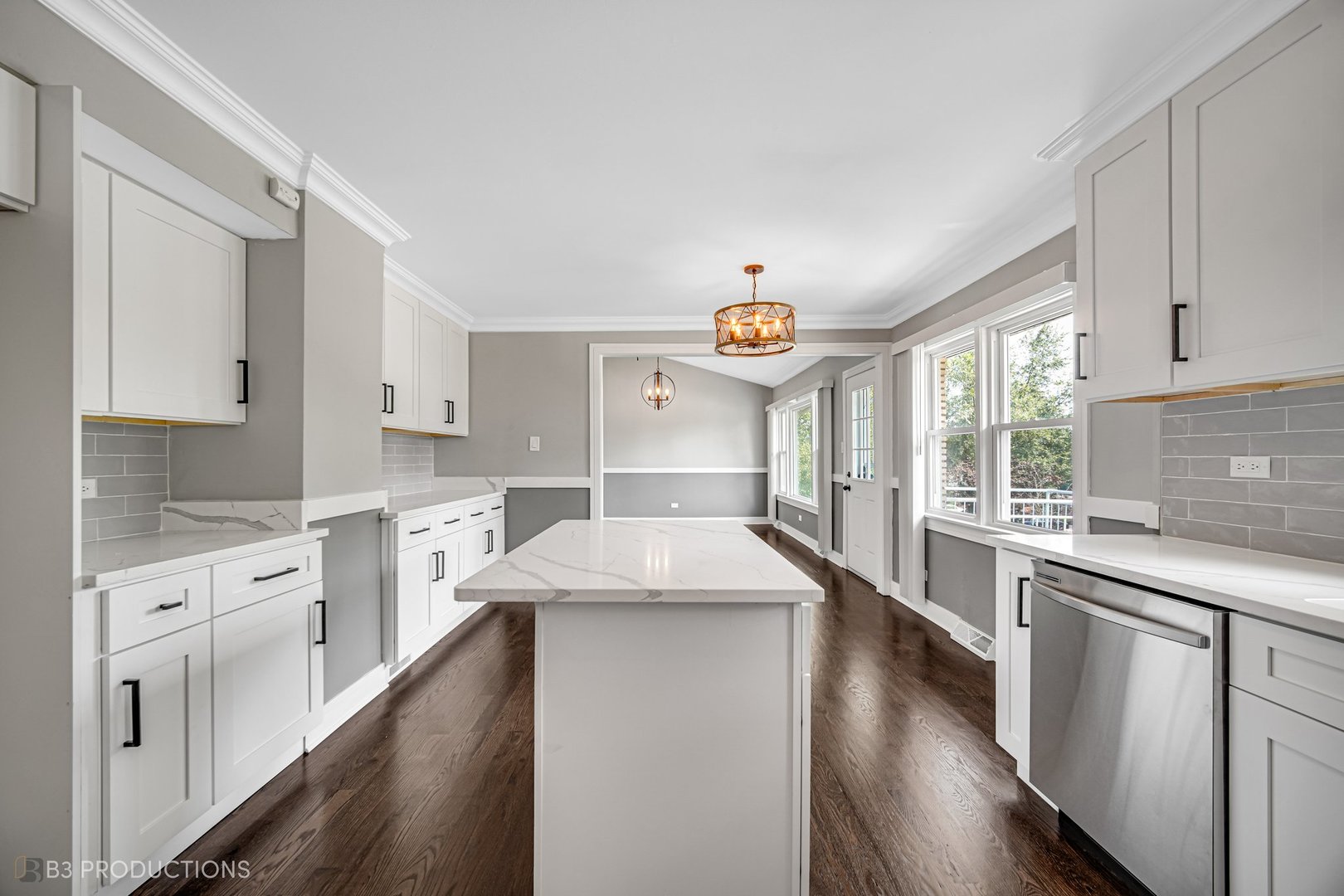 8750 S 81st Court