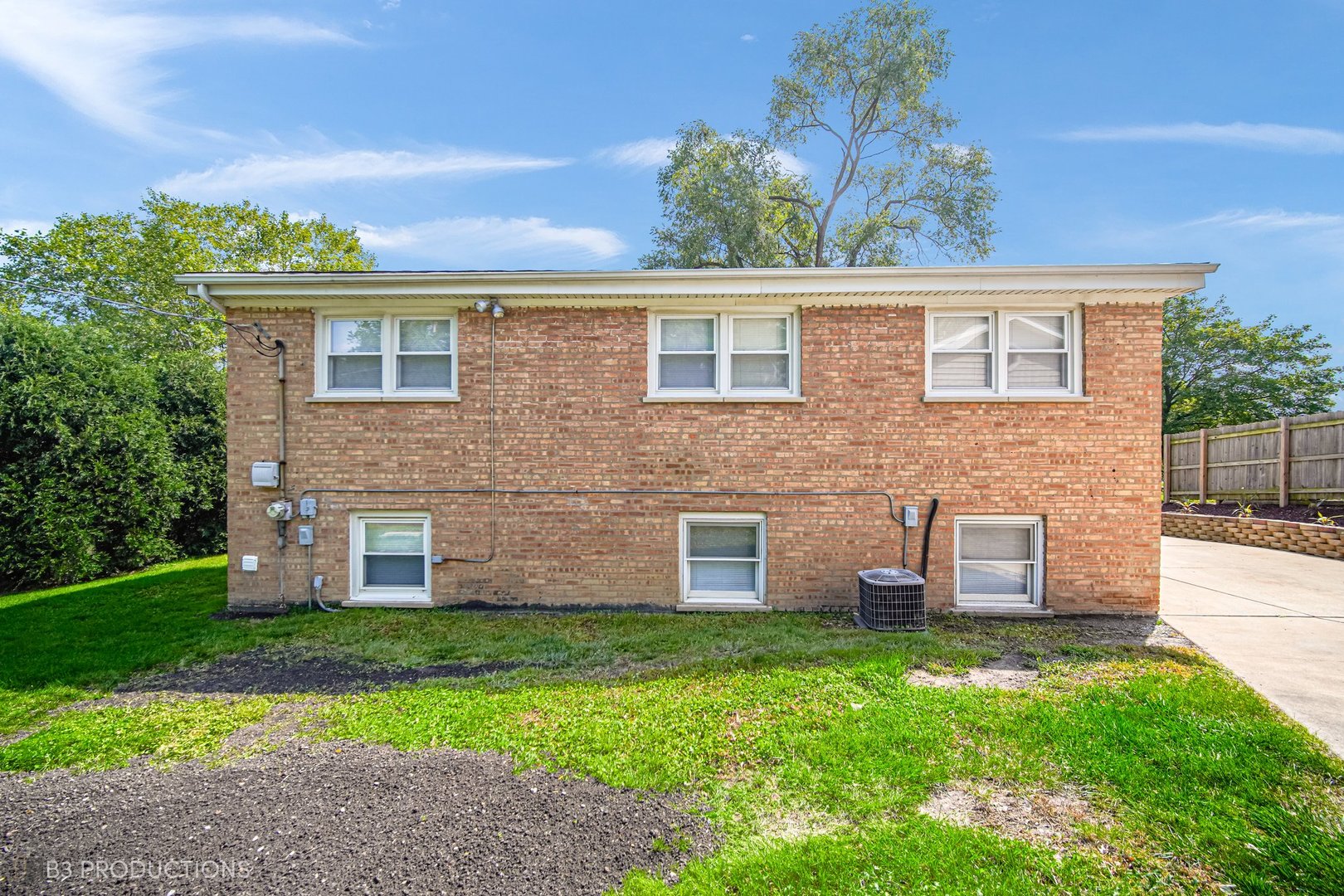8750 S 81st Court