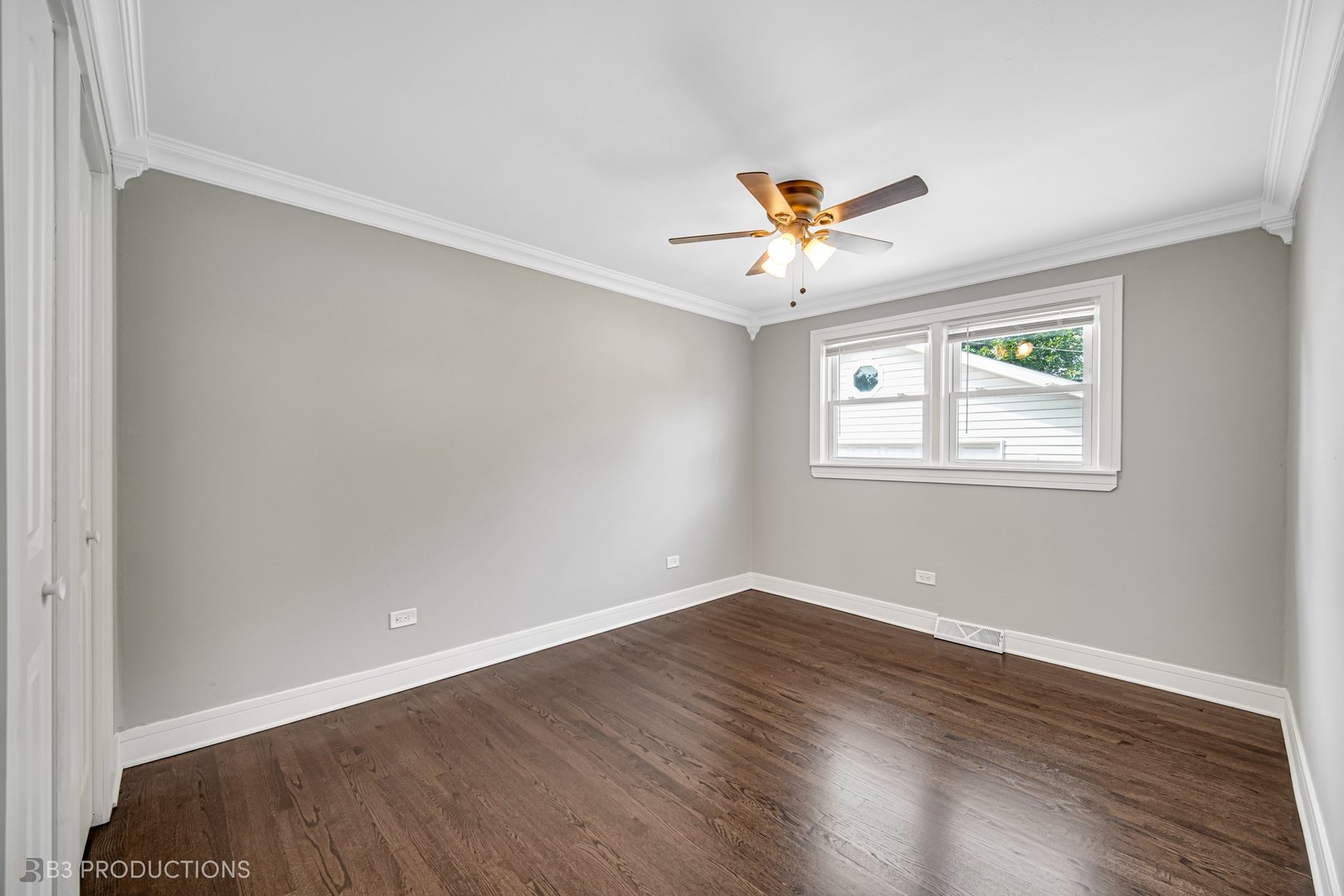 8750 S 81st Court