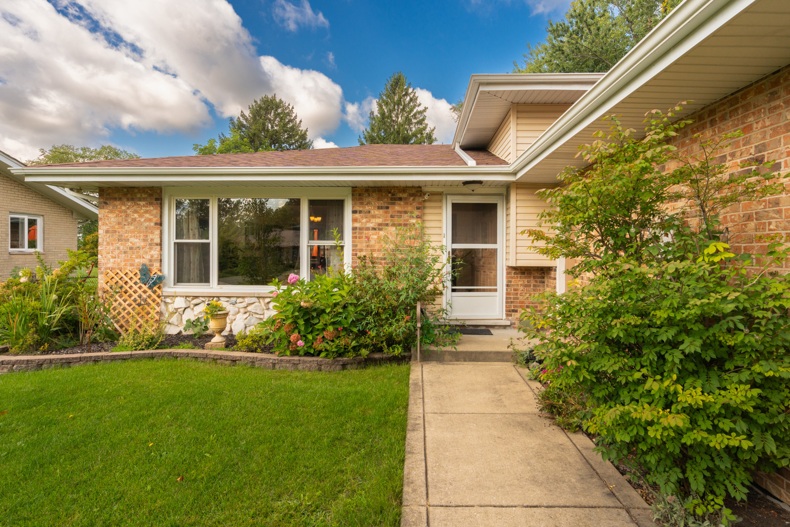 10406 Broadmoor Drive