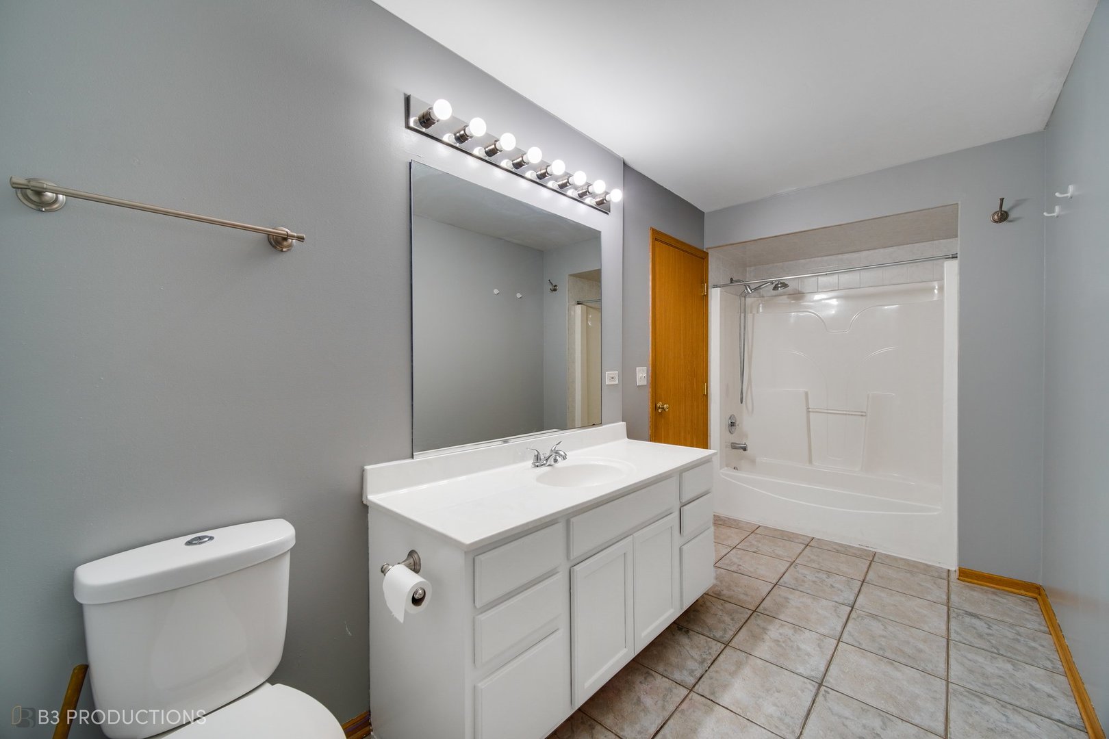 16626 S Knottingwood Avenue Unit: 16626