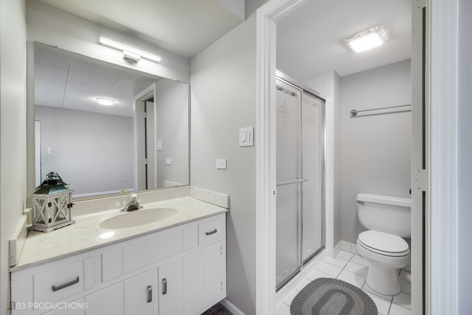 10531 S ROBERTS Road Unit: 1-A