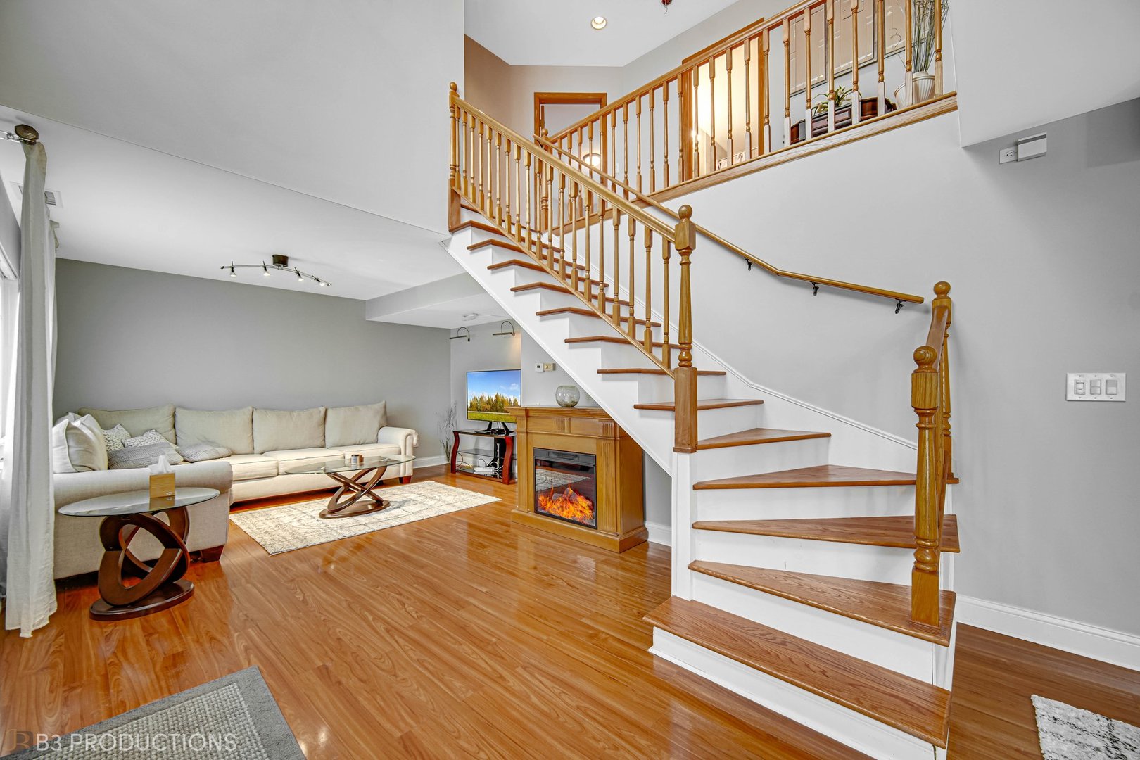 5437 S Ashland Avenue