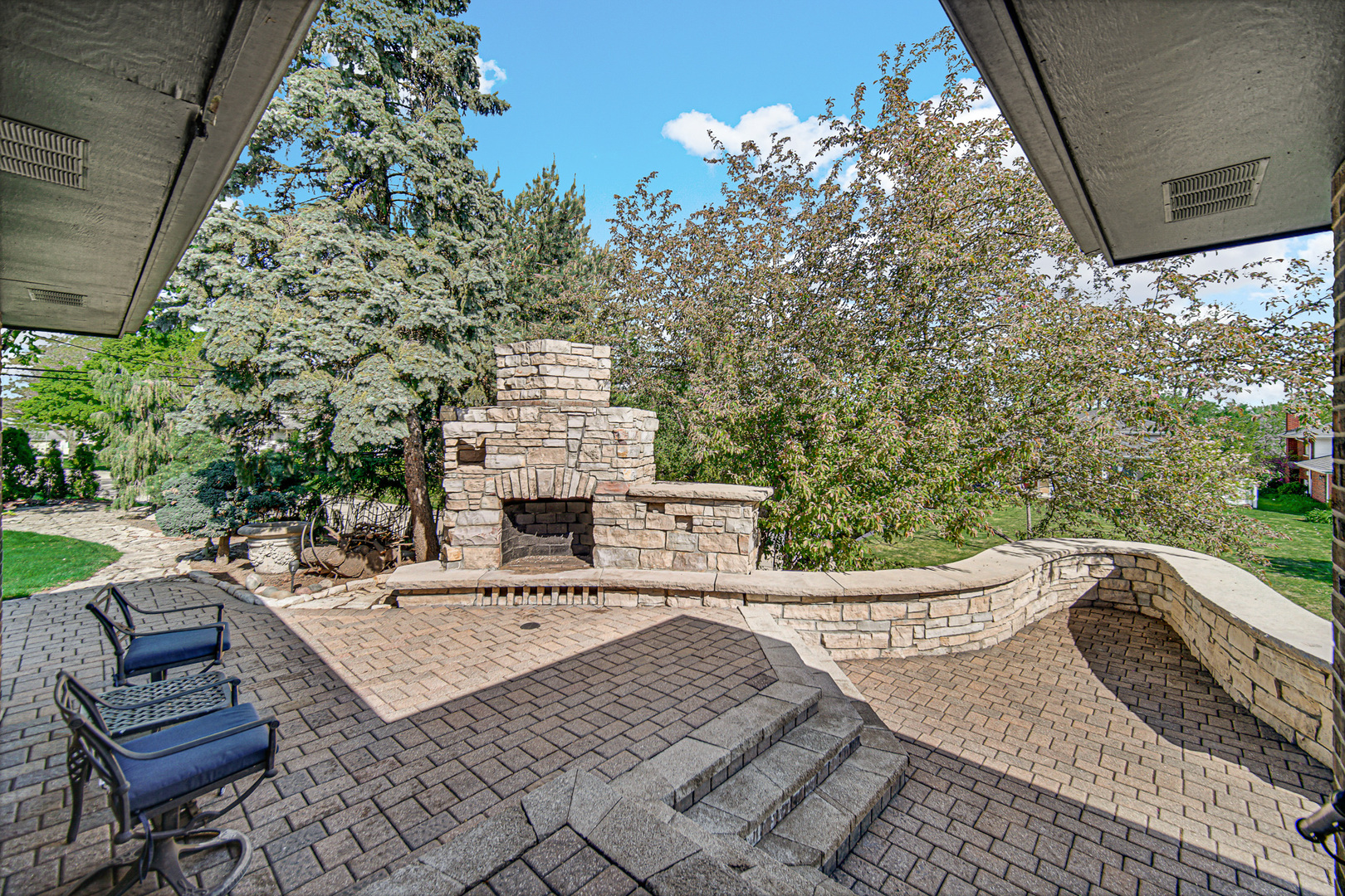 276 N Jackson Road