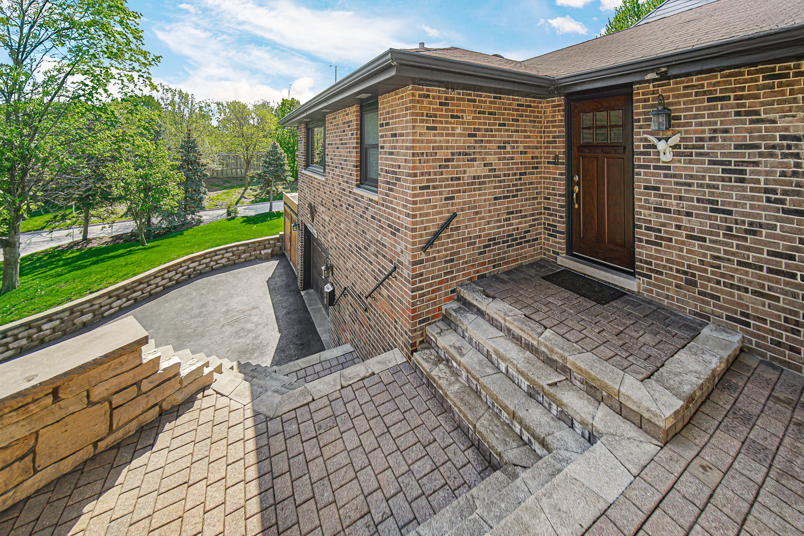 276 N Jackson Road