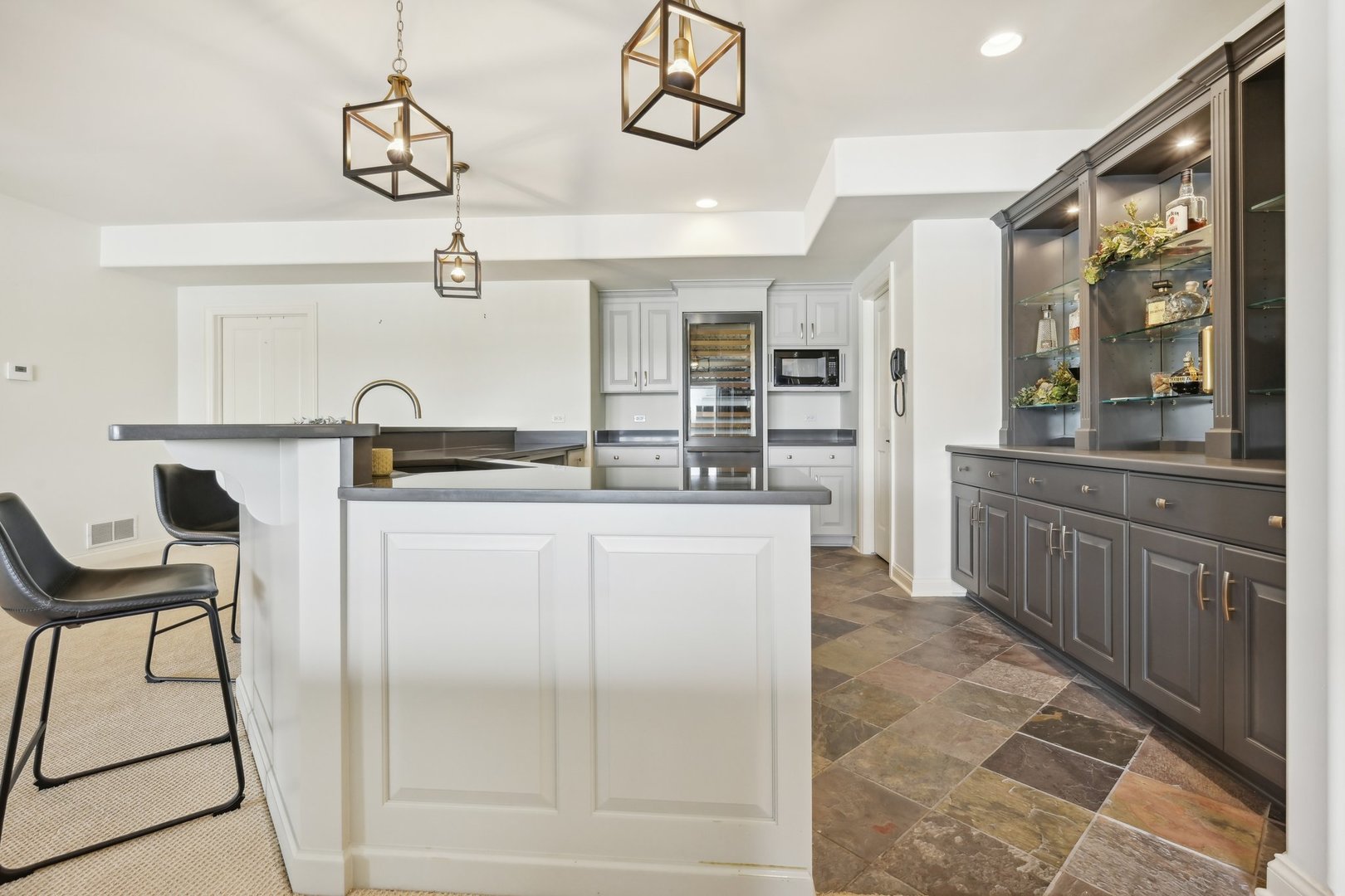22514 Lake Mary Drive
