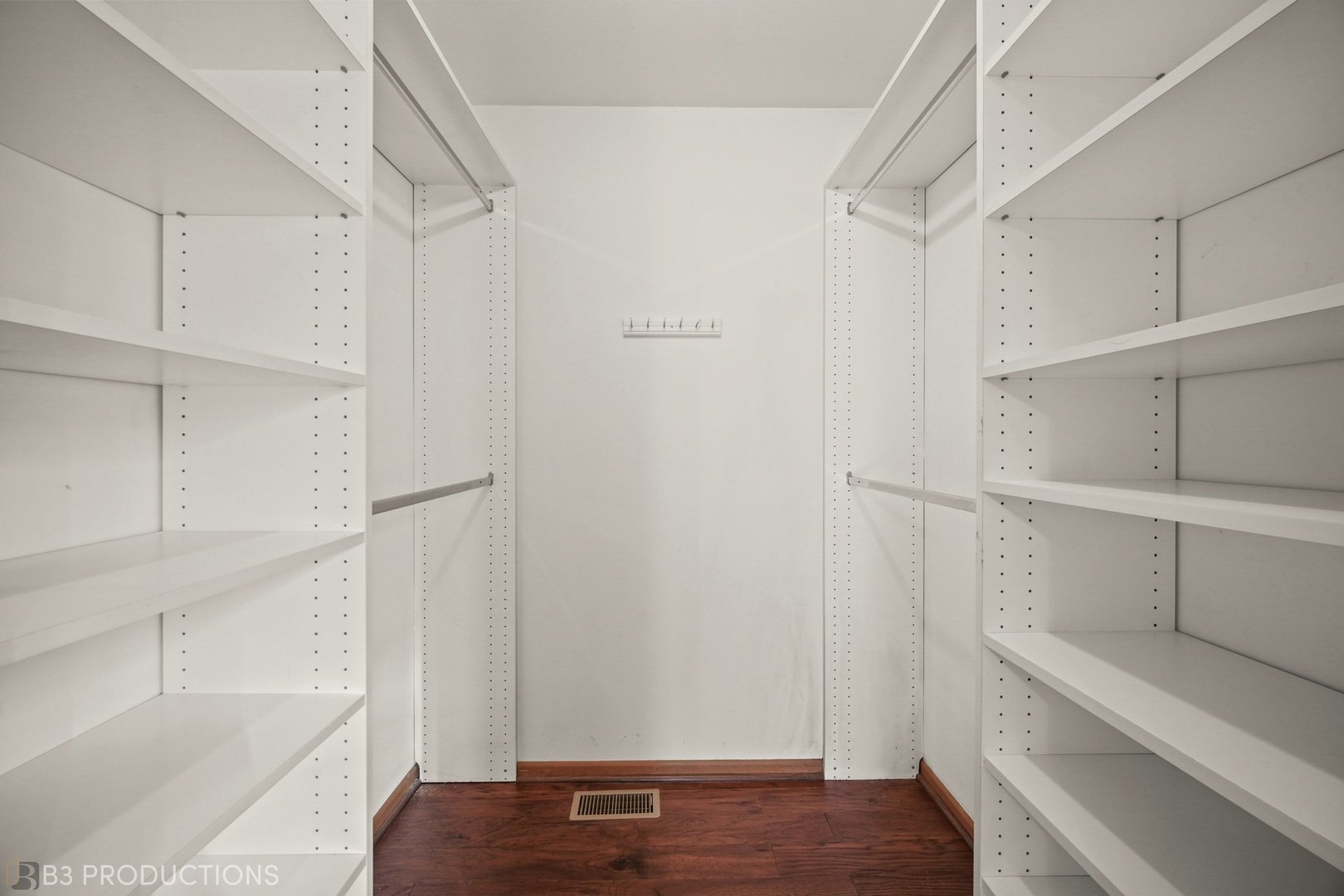 613 Catherine Court Unit: 613