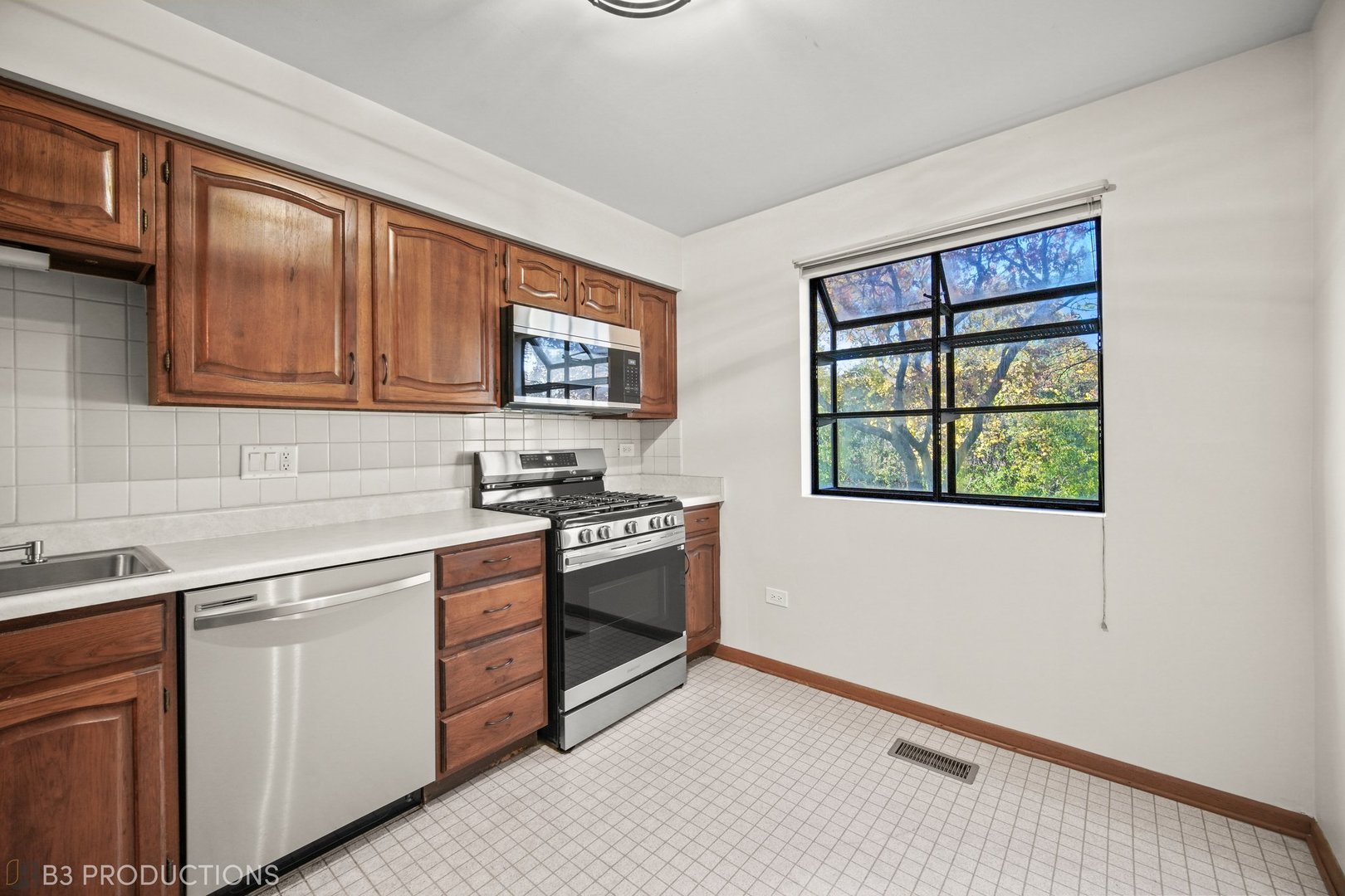 613 Catherine Court Unit: 613