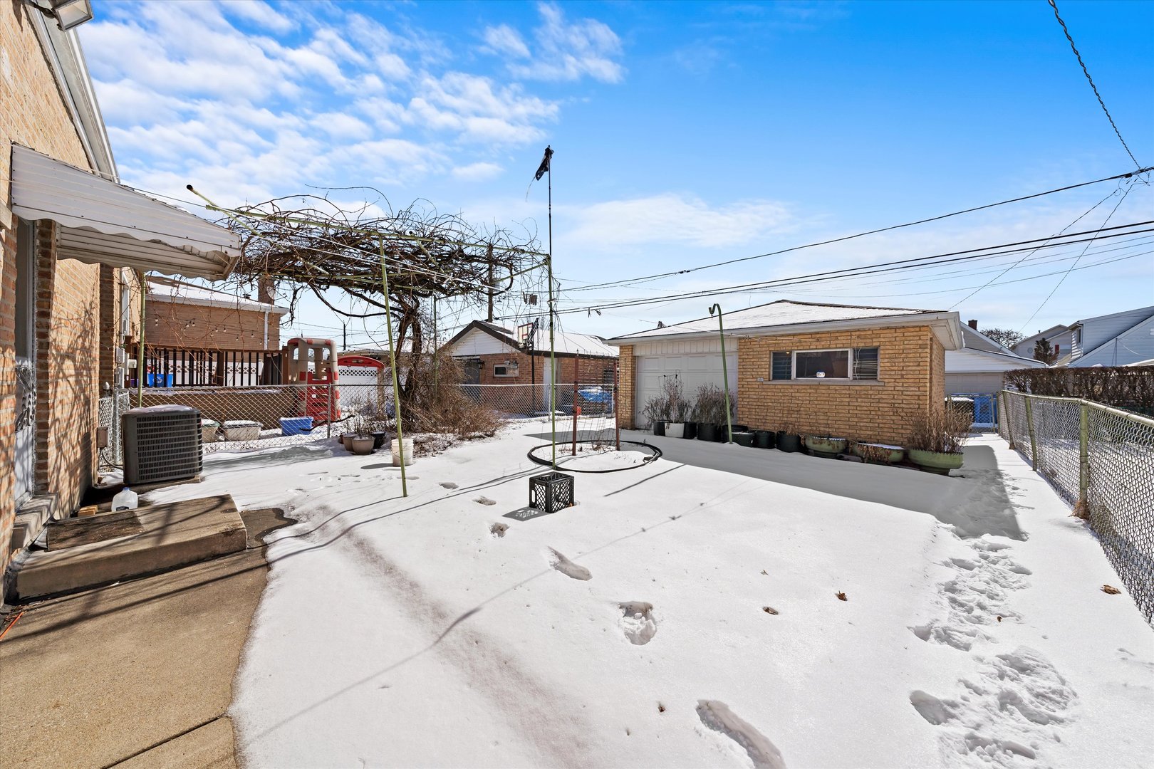 6511 W 63rd Place