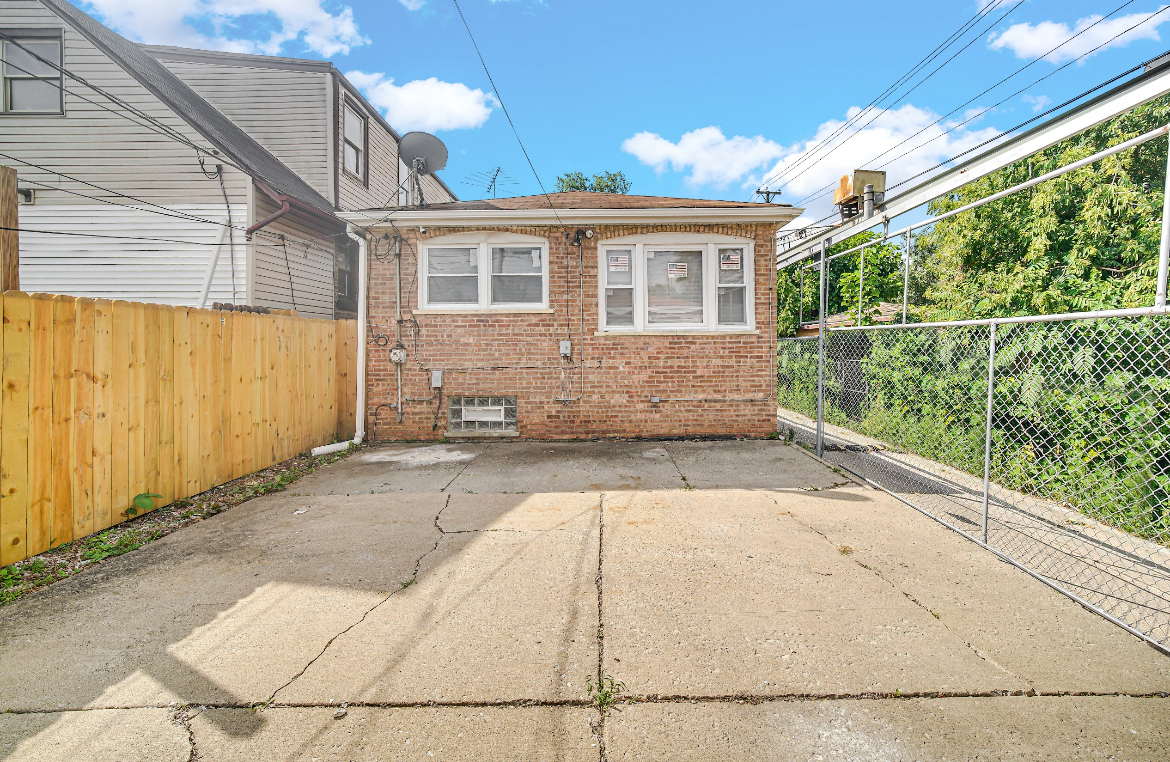 214 E 119th Street
