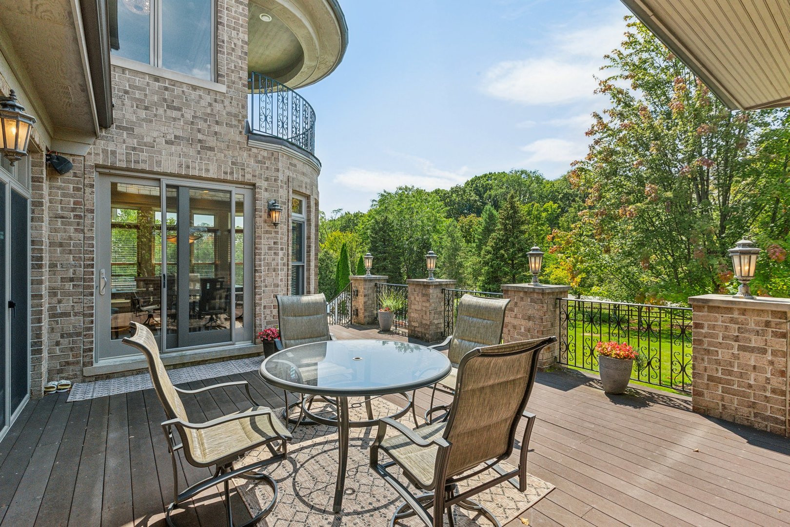 8744 Johnston Road
