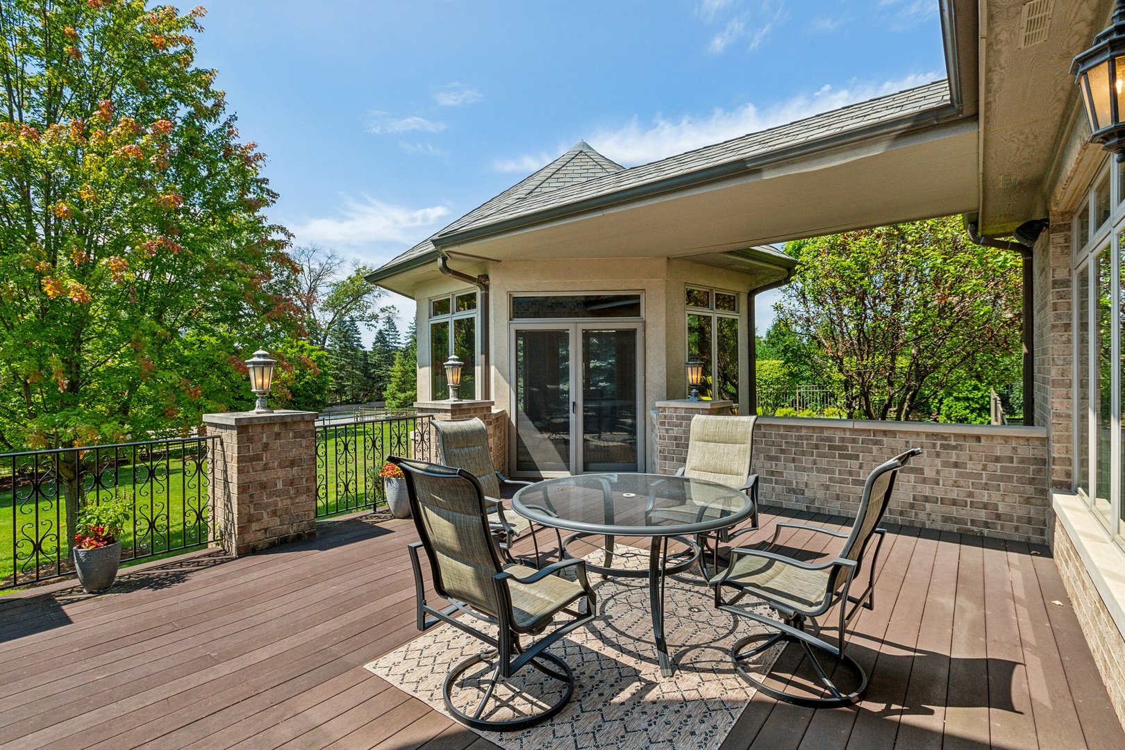 8744 Johnston Road