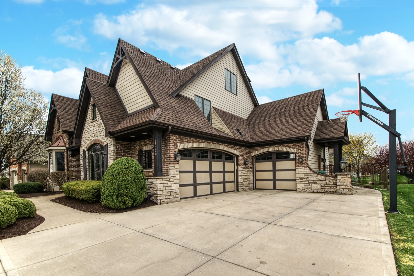 25538 Prairiewood Lane