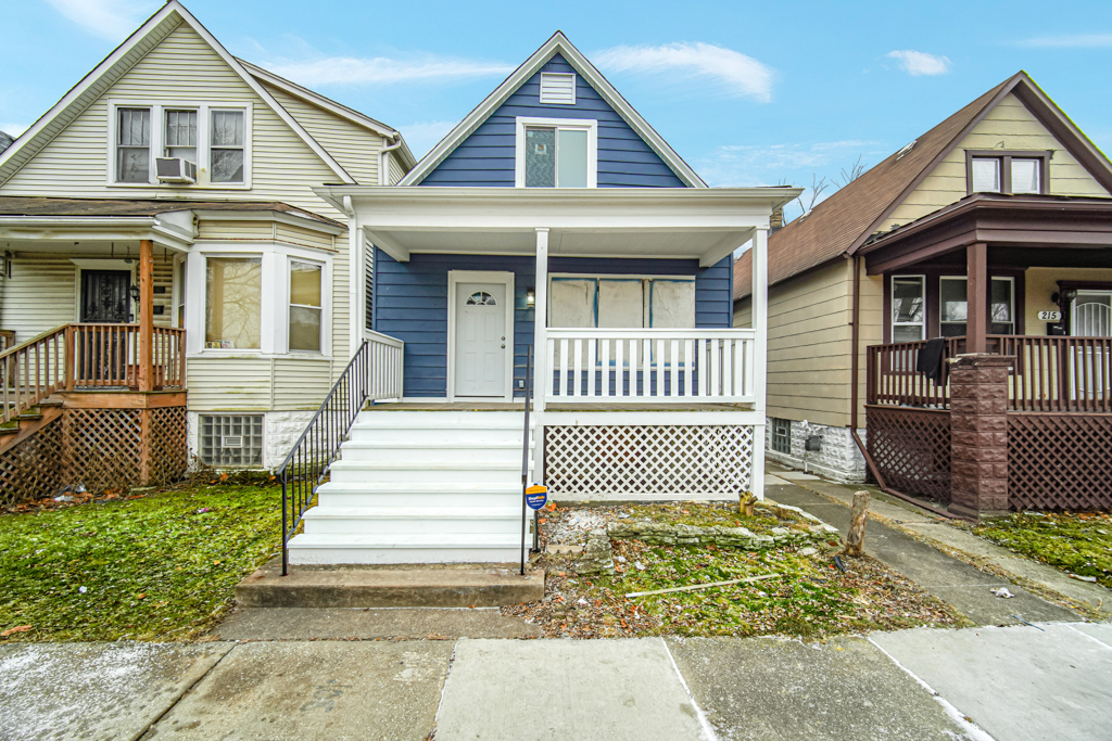 211 W 112th Place