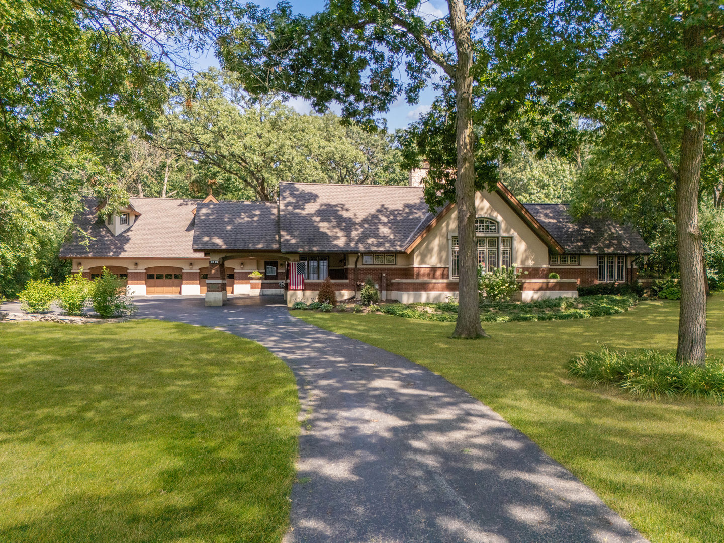 53 BROOKSIDE Drive