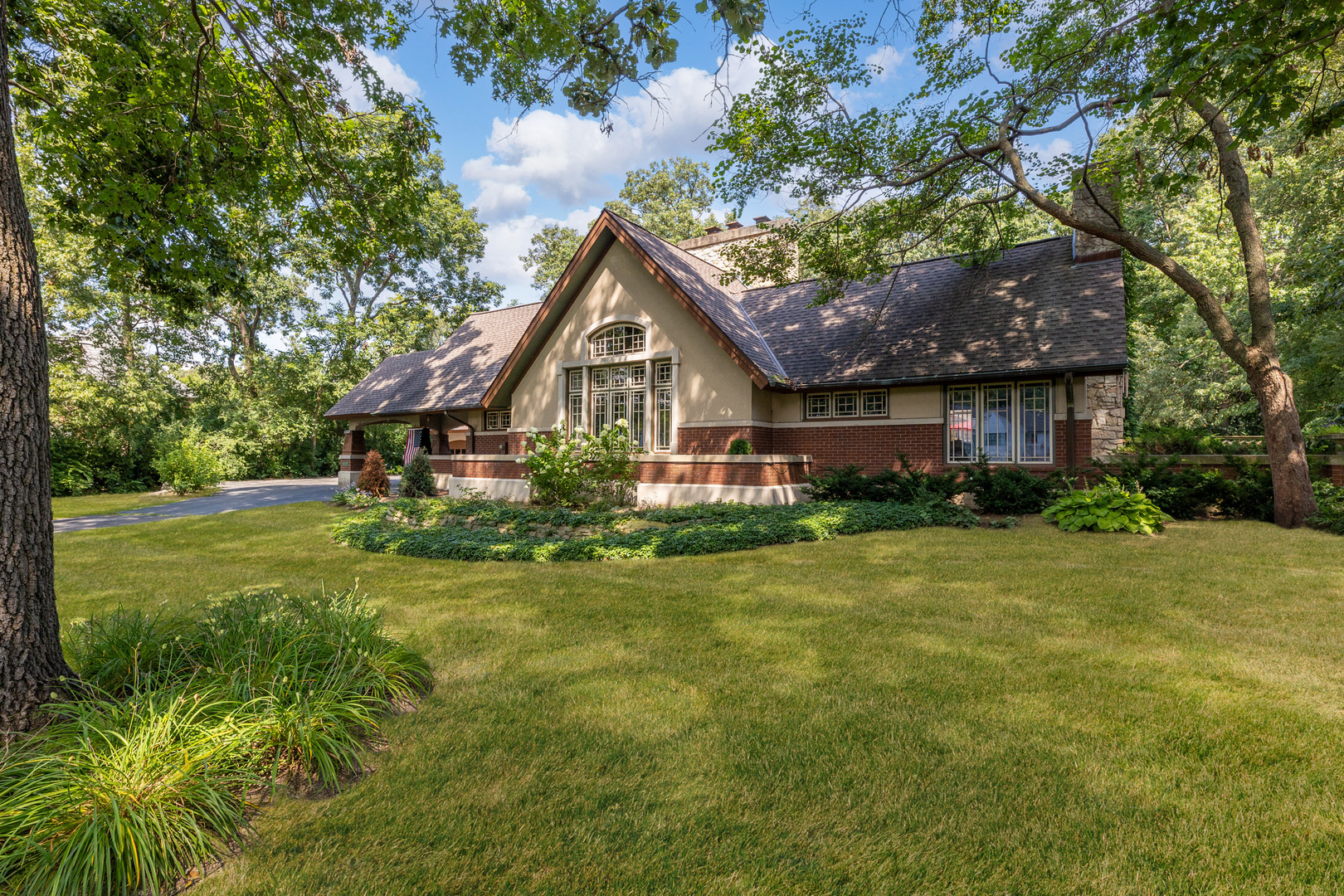53 BROOKSIDE Drive