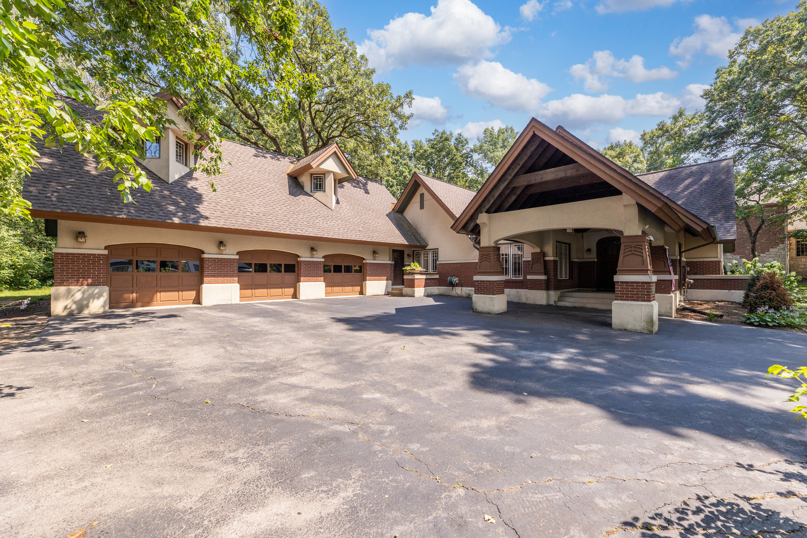 53 BROOKSIDE Drive