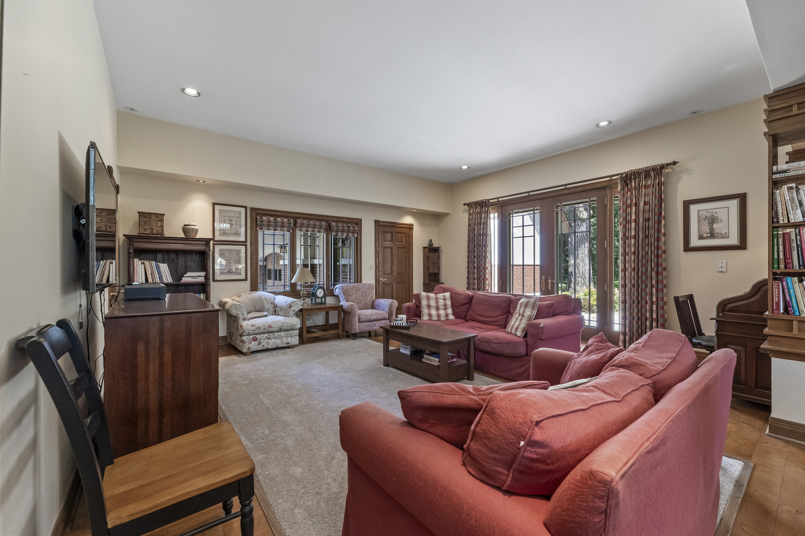 53 BROOKSIDE Drive