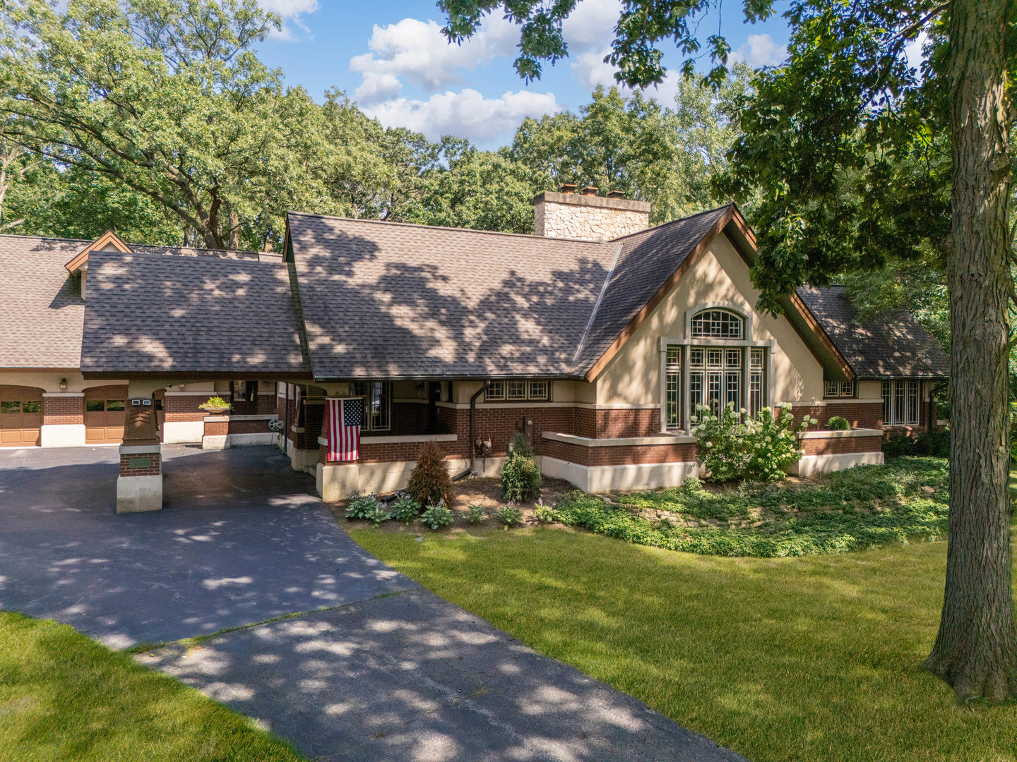 53 BROOKSIDE Drive