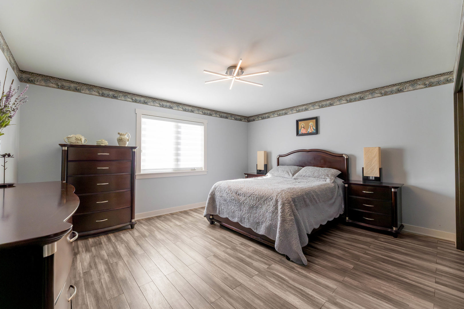 8518 S 79th Court