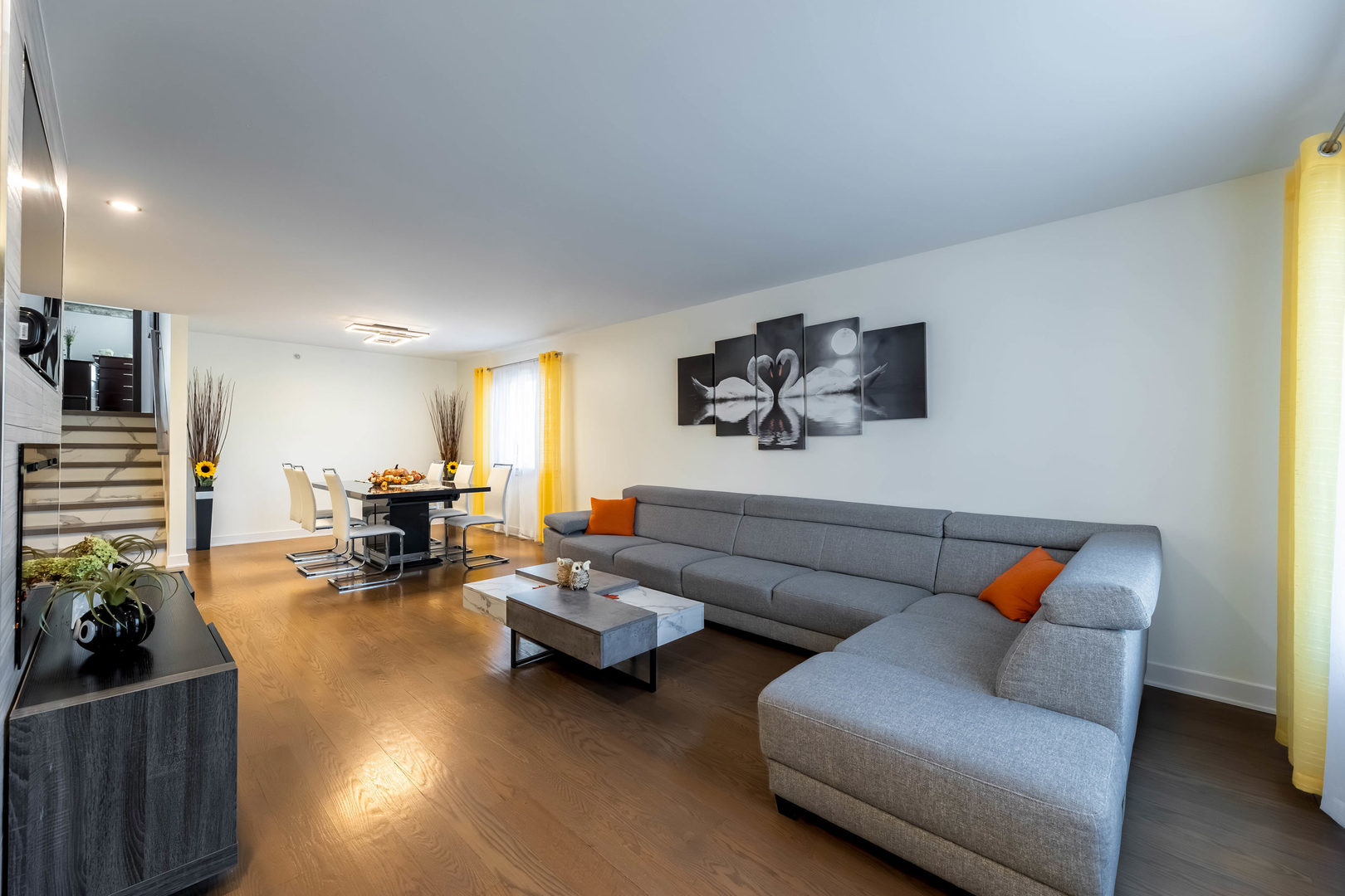 8518 S 79th Court