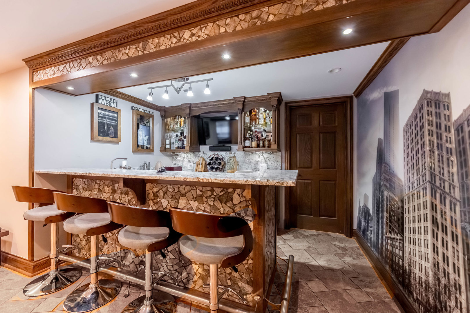 8518 S 79th Court