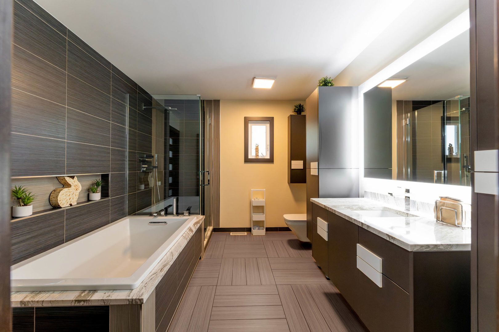 8518 S 79th Court