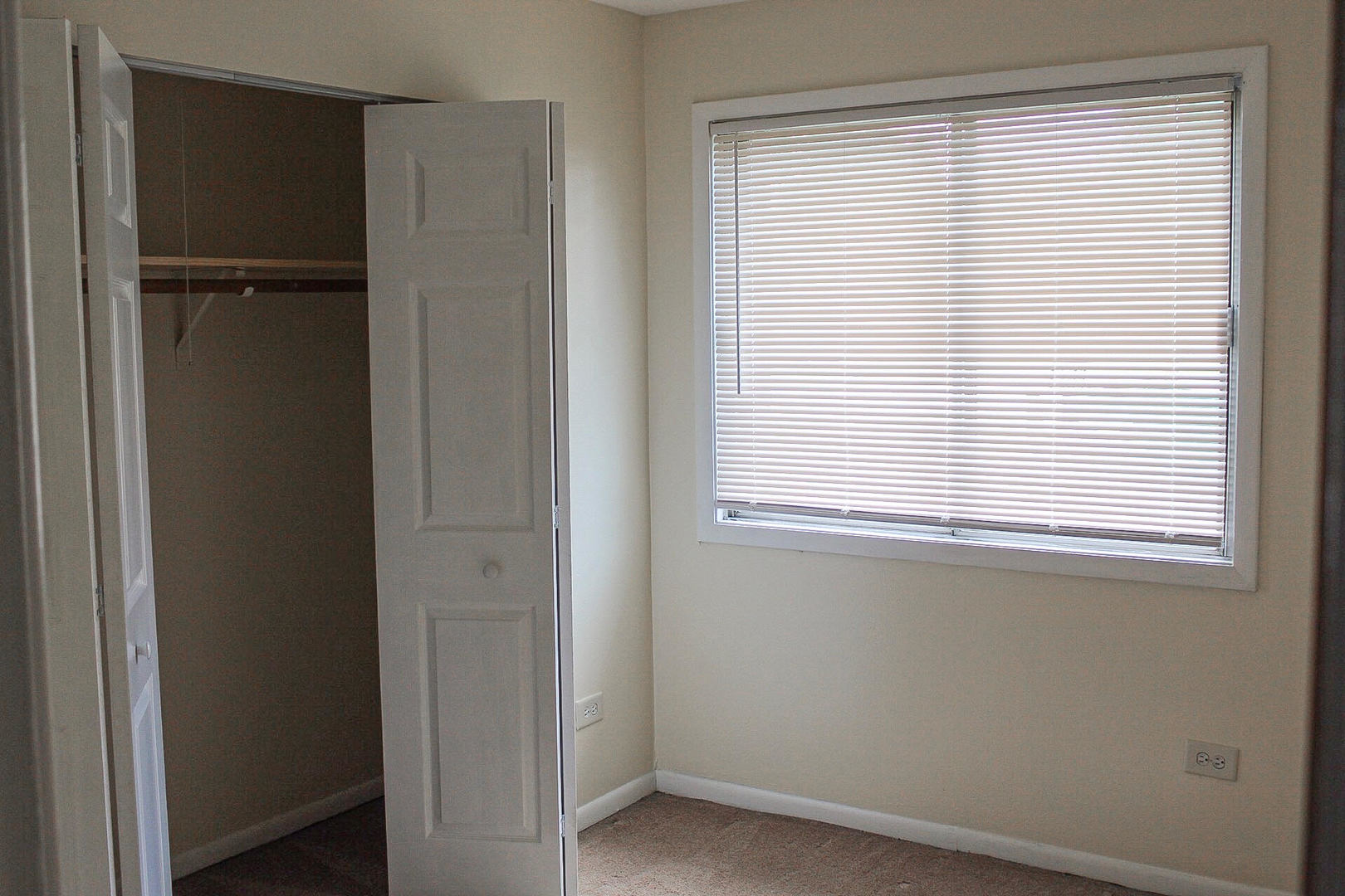 10504 S HIGHLAND Avenue Unit: 1A