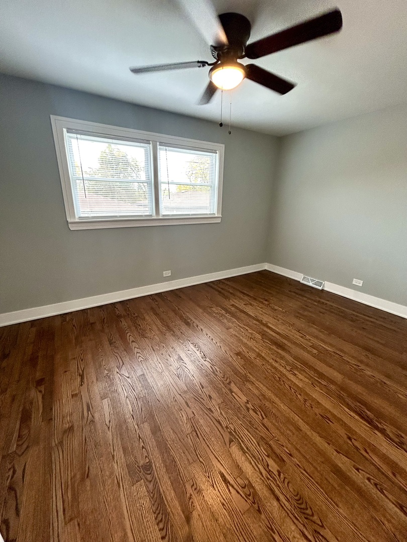 12613 S Michigan Avenue