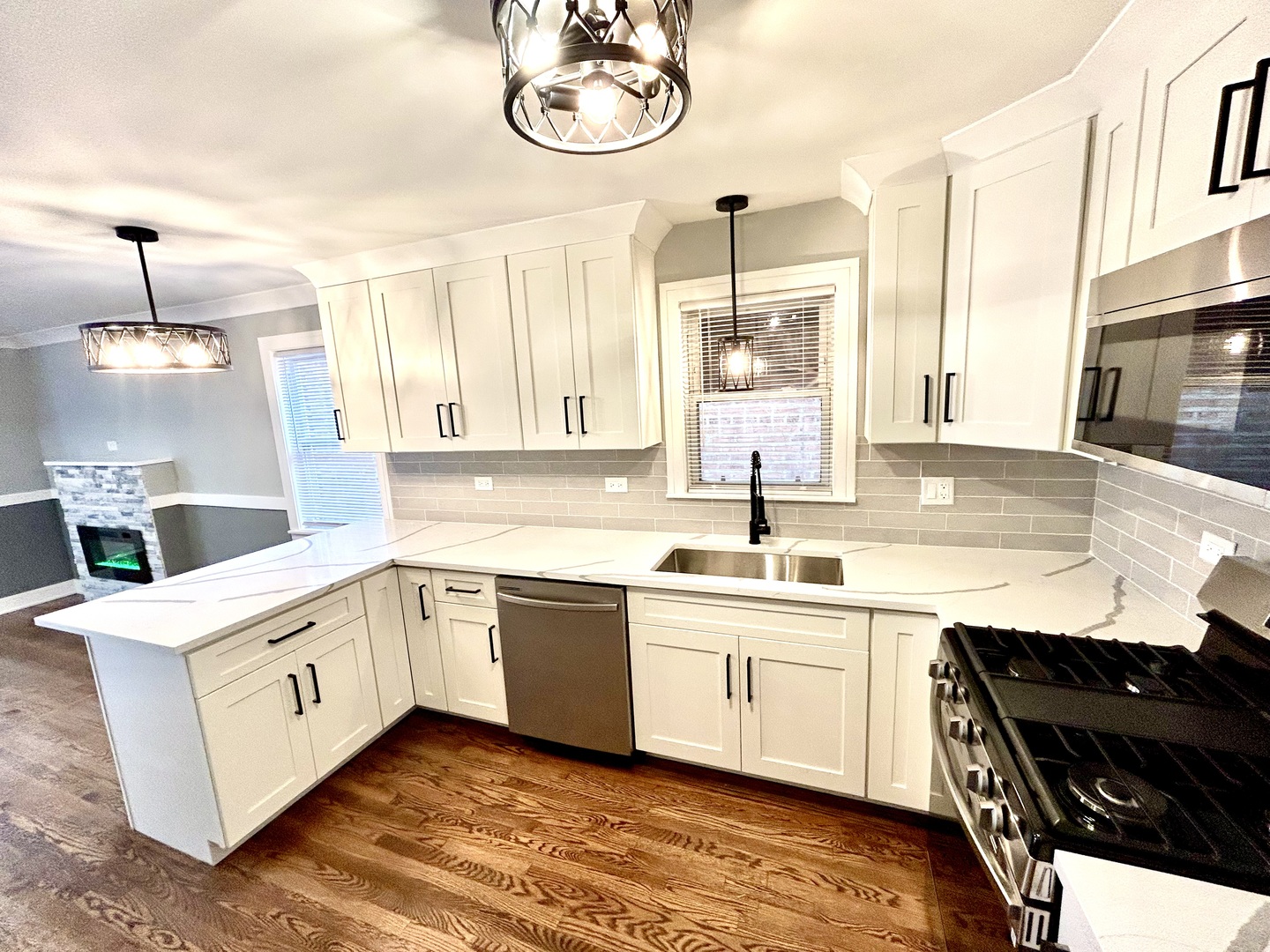 12613 S Michigan Avenue