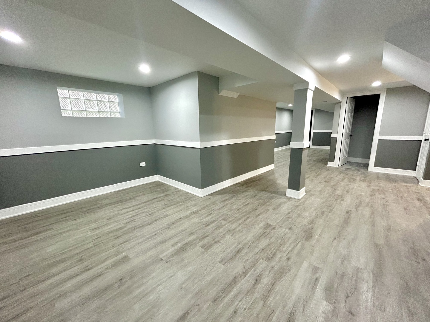 12613 S Michigan Avenue