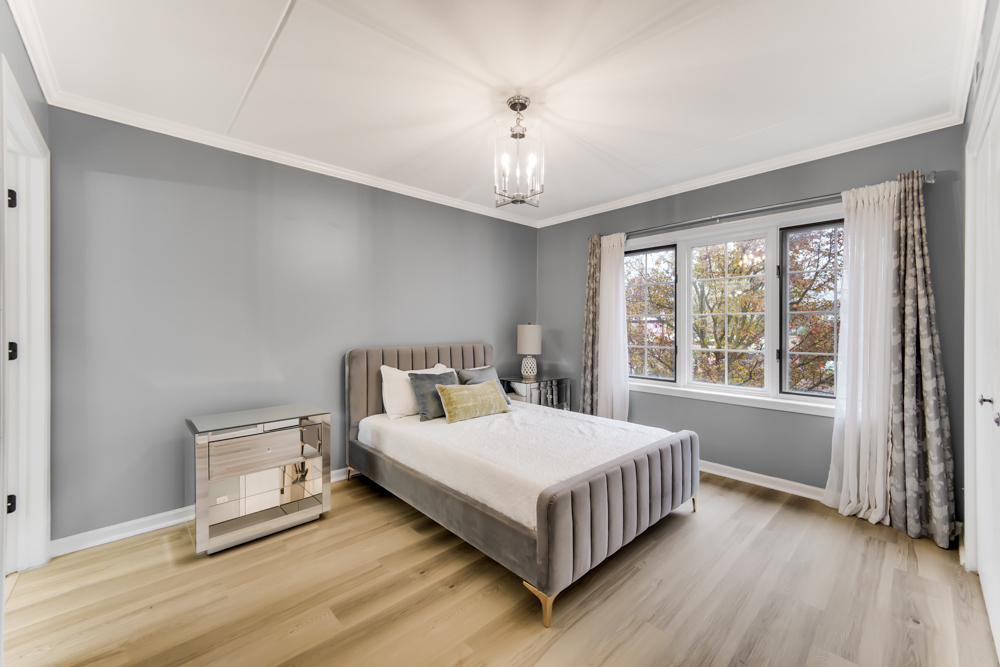 10832 S 76TH Avenue Unit: 2T