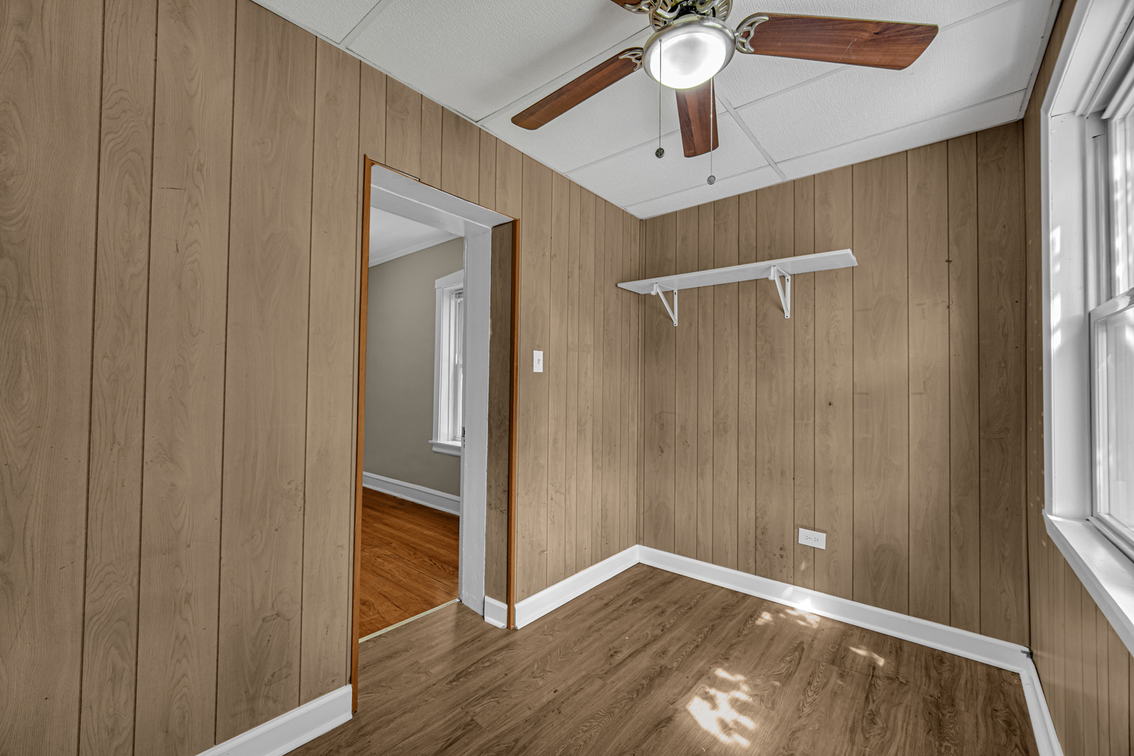 5527 W Potomac Avenue