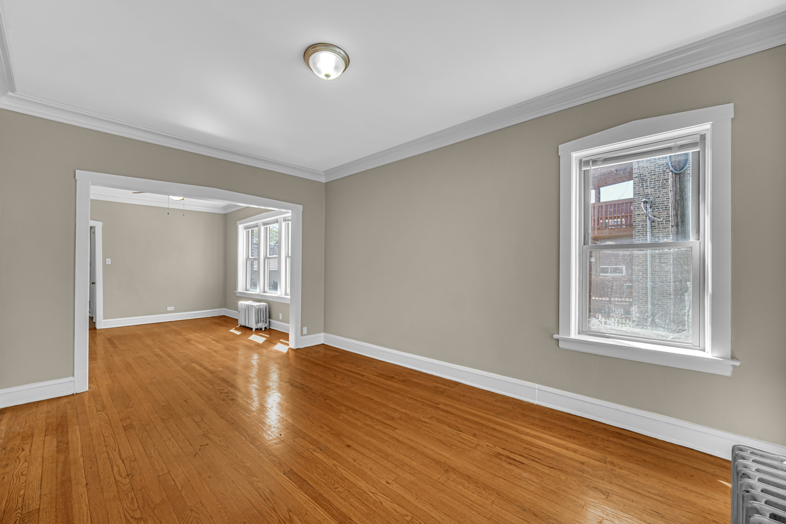 5527 W Potomac Avenue