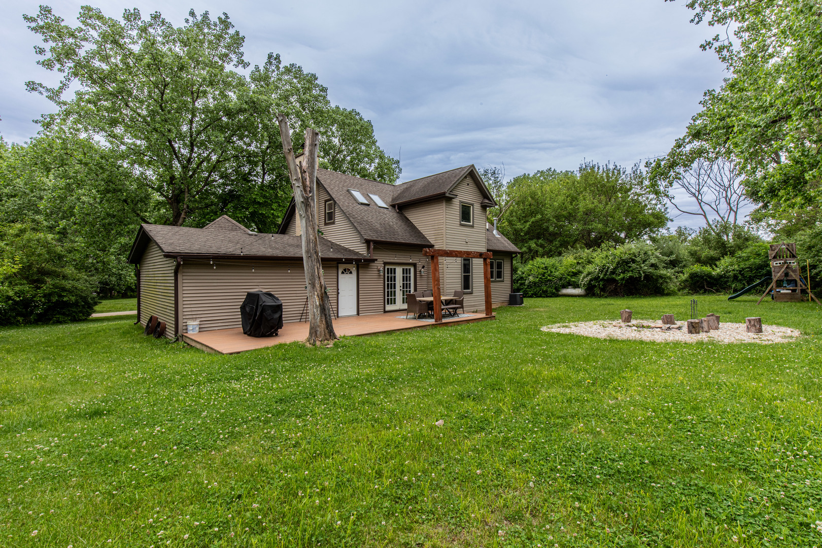 8 Birch Drive
