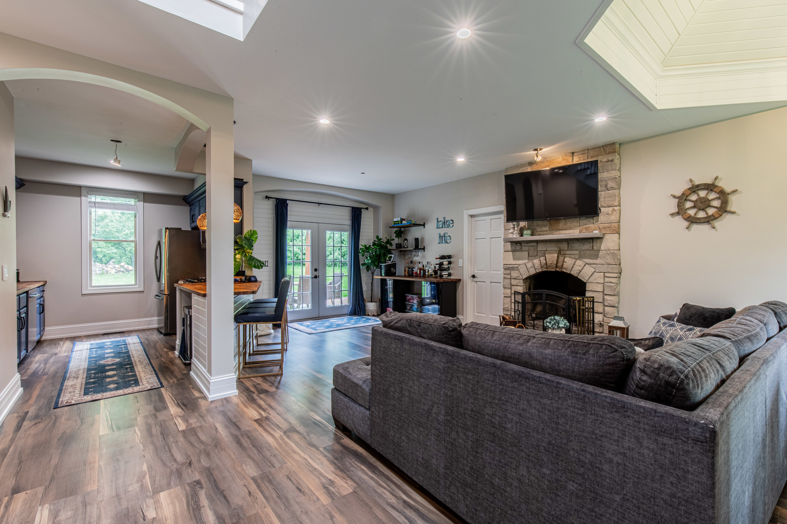 8 Birch Drive